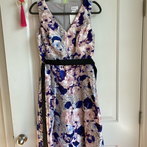 Downsizing my closet and raising money for charity - Picture 8 of 16